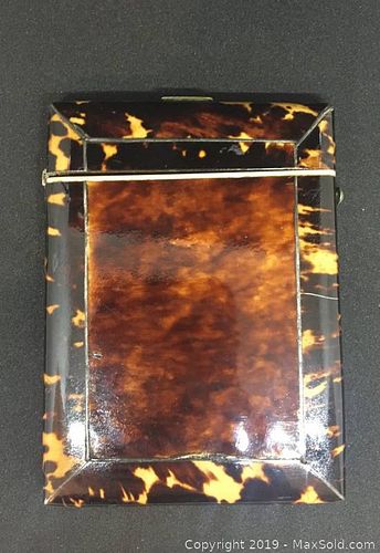 Lot #0079 (1 of 4)