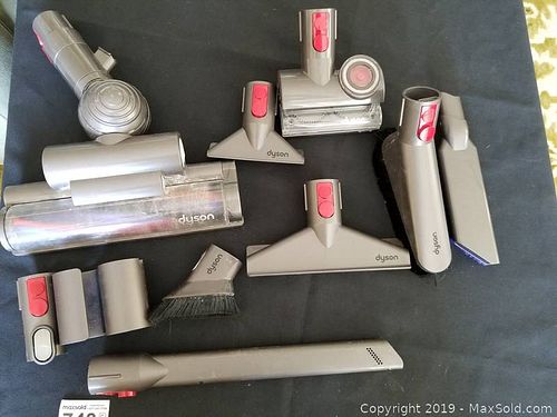 Lot #0743 (1 of 8)
