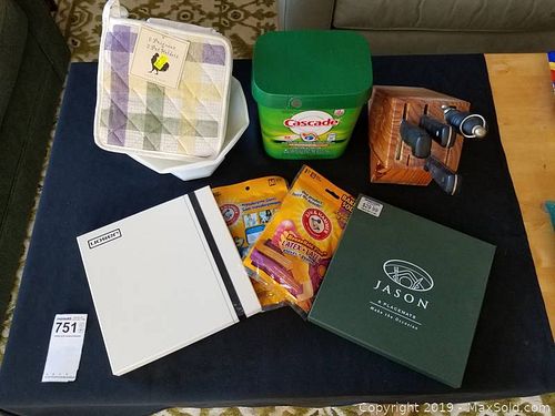 Lot #0751 (1 of 33)
