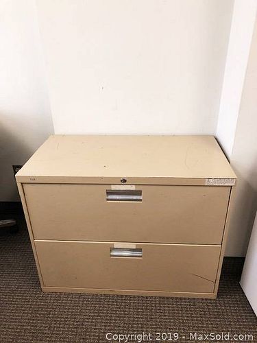 Lot #0023 (1 of 1)