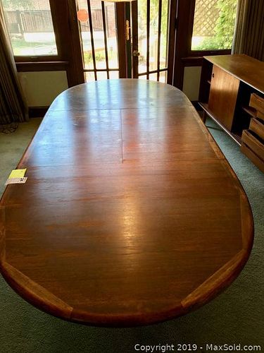Lot #0024 (1 of 4)