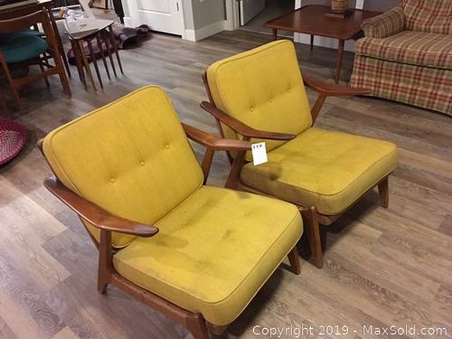 Lot #0119 (1 of 2)