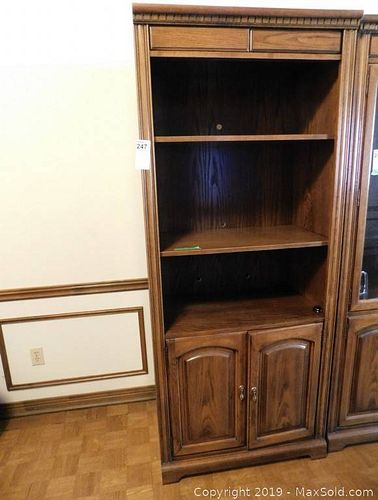 Lot #0247 (1 of 7)