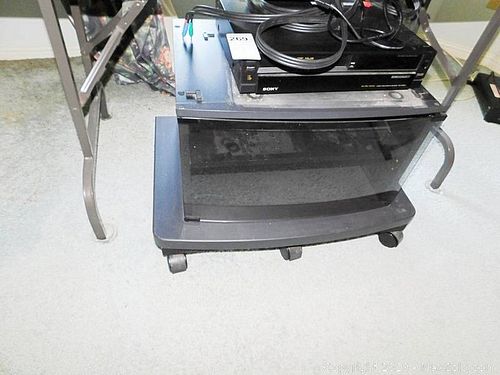 Lot #0269 (1 of 13)
