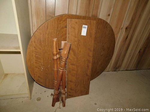 Lot #0280 (1 of 4)