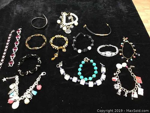 Lot #0067 (1 of 4)