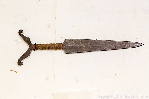 Lot #0013 (1 of 6)