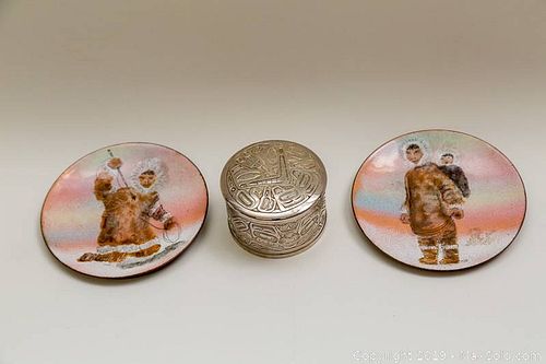Lot #0024 (1 of 10)