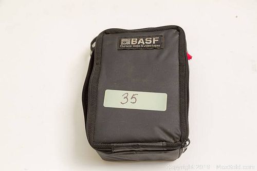 Lot #0035 (1 of 4)