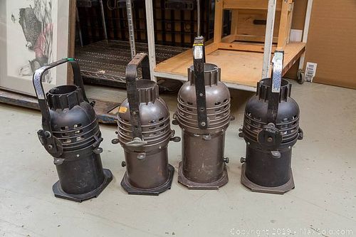 Lot #0081 (1 of 7)