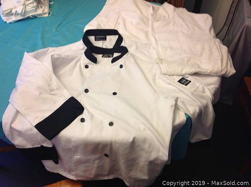 Lot #0157 (1 of 2)