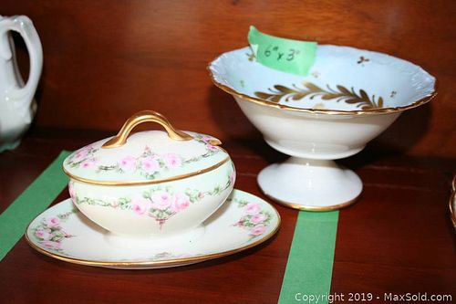 Lot #0152 (1 of 8)