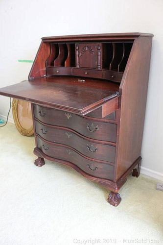 Lot #0245 (1 of 24)