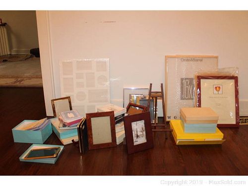 Lot #0631 (1 of 17)