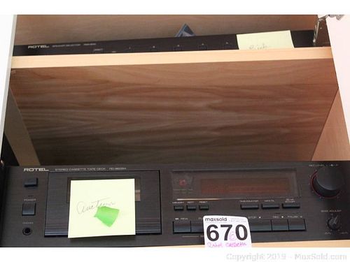 Lot #0670 (1 of 6)