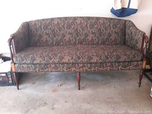 Lot #0679 (1 of 7)