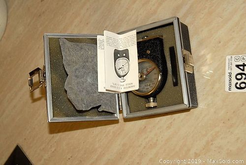 Lot #0694 (1 of 6)
