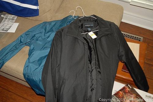 Lot #0703 (1 of 9)