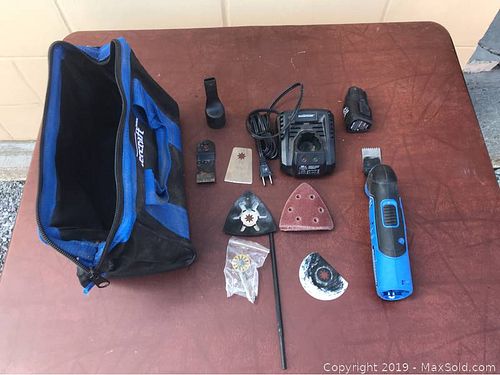 Lot #0027 (1 of 4)