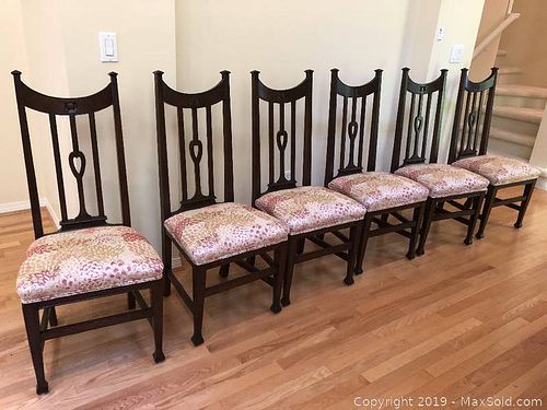 Lot #0255 (1 of 9)