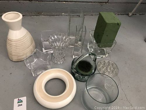 Lot #0284 (1 of 7)