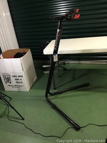 Lot #0016 (1 of 3)