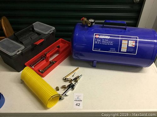 Lot #0042 (1 of 5)