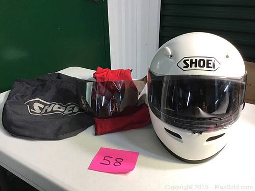 Lot #0058 (1 of 9)