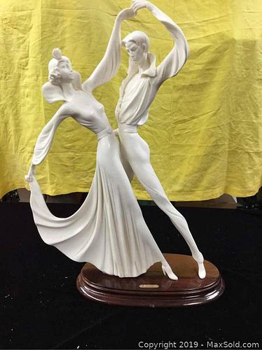 Lot #0029 (1 of 3)