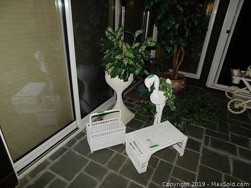 Lot #0521 (1 of 18)