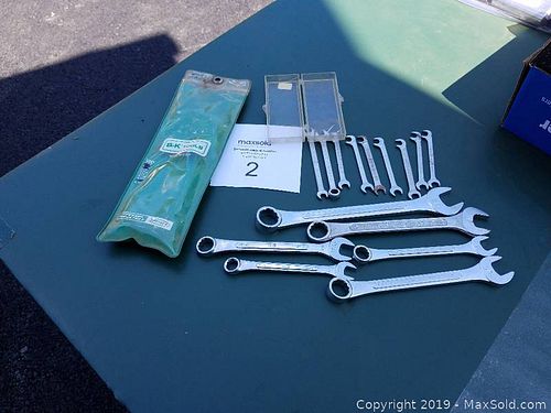 Lot #0002 (1 of 3)