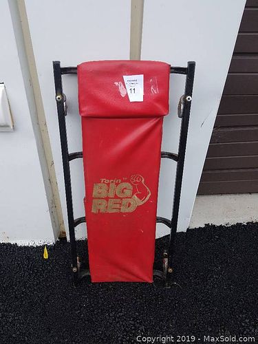 Lot #0011 (1 of 2)