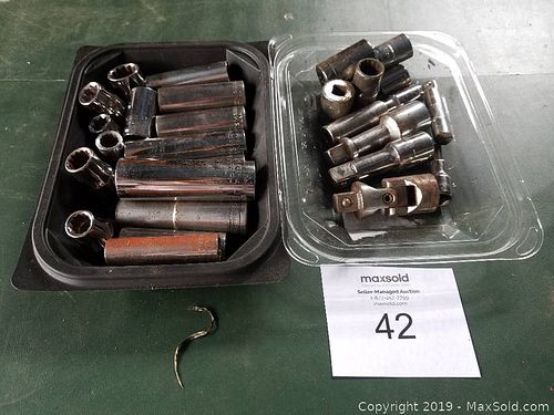 Lot #0042 (1 of 3)