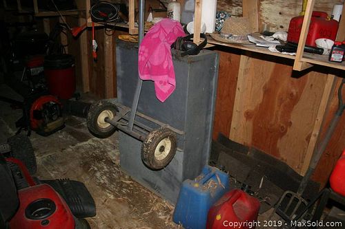 Lot #0822 (1 of 4)