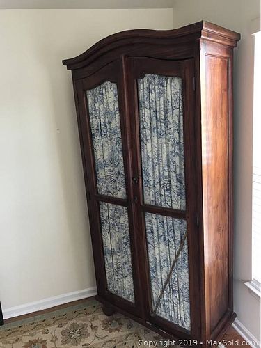 Lot #0655 (1 of 11)