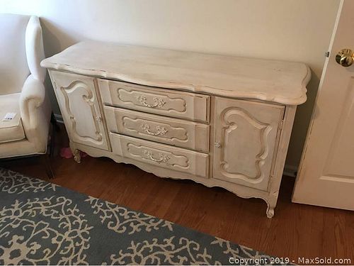 Lot #0657 (1 of 14)