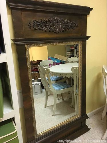 Lot #0692 (1 of 8)