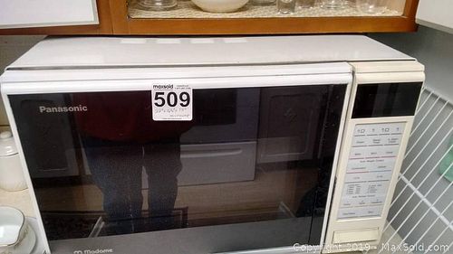 Lot #0509 (1 of 4)