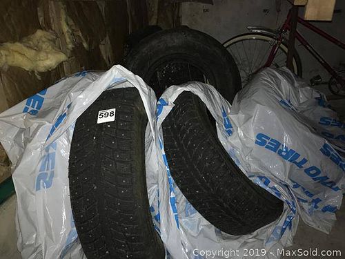 Lot #0598 (1 of 8)