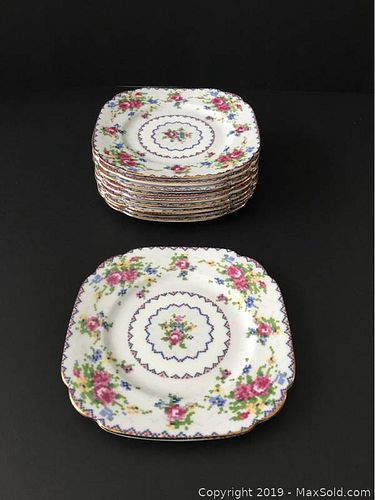 Lot #0018 (1 of 4)