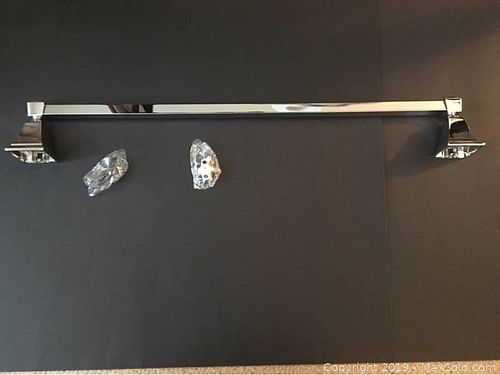 Lot #0065 (1 of 2)