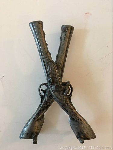 Lot #0083 (1 of 4)