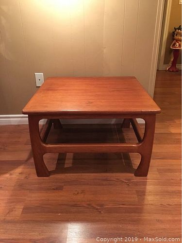 Lot #0094 (1 of 4)