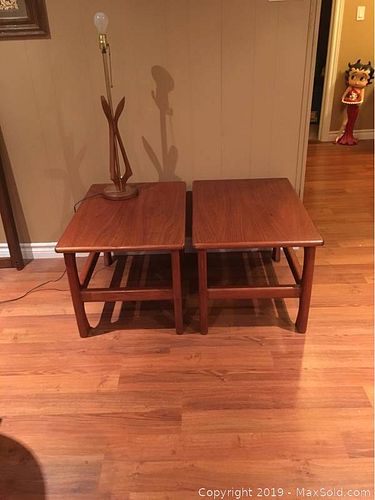 Lot #0095 (1 of 10)