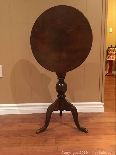 Lot #0097 (1 of 6)