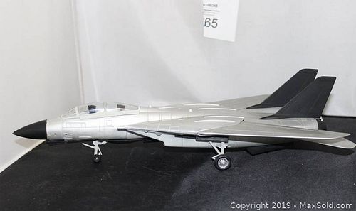 Lot #0065 (1 of 4)