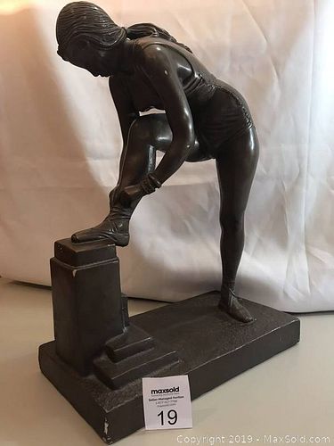 Lot #0019 (1 of 6)