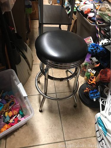 Lot #0349 (1 of 2)