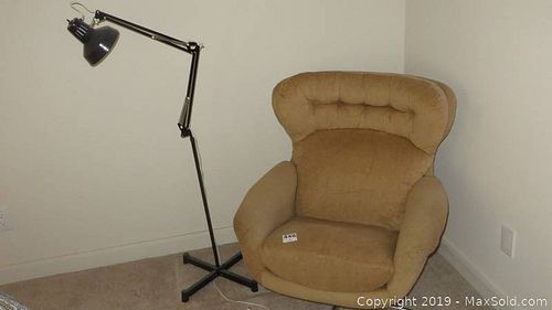 Lot #0448 (1 of 21)