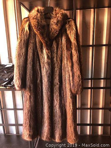 Lot #0042 (1 of 5)